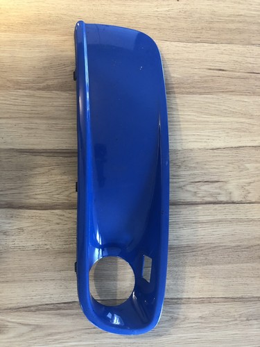 VW T5 Multivan Blende Stoßstange vorne Links Blau 7H5807489 A 33 LA5F