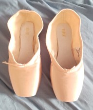 Bloch Hannah 7 no X pointe shoes