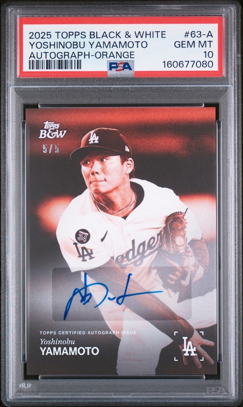 2025 TOPPS BLACK & WHITE AUTO-ORANGE #63-A YOSHINOBU YAMAMOTO 5/5 PSA 10