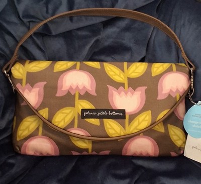 Petunia Pickle Bottom  Heavenly Hollandt  Change It Up Clutch W/ Changing Pad