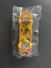 Pikachu Fingerboard - Mini Monopatín Sellado - Pokemon