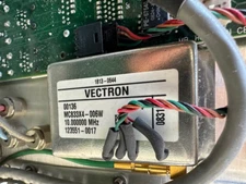 HP AGILENT VECTRON 1813-0644  00136 MC833X4-006W 10.000MHZ OSCILLATOR