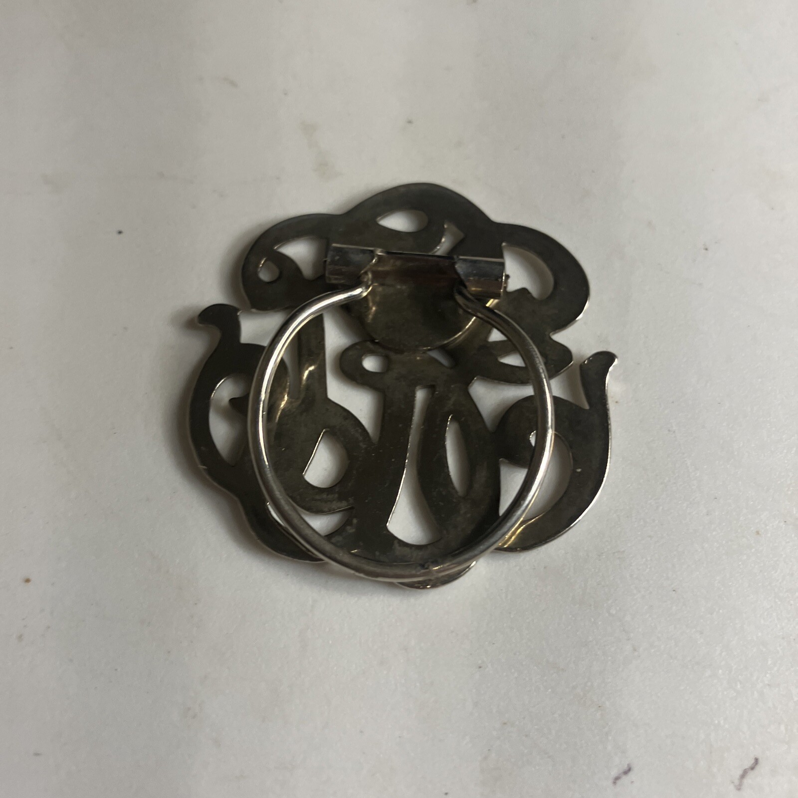 Scarf Clip Fur Clip  Vintage Silver Tone Unbranded Pre-owned