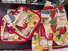 NEW! 4 pc.RED-WINE Kitchen Coll.,2 Pot Holder 7x7", 1  Oven Mitt,1 Towel ~24x15"