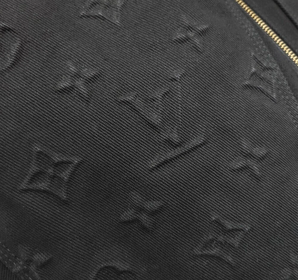 LOUIS VUITTON（LV） Giacca di jeans con cappuccio e dettagli monogramma Louis Vuitton 1AA4OF 128744900