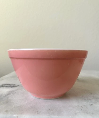 Vintage Pyrex Glass Small Nesting Mixing Bowl Flamingo Pink 401 USA 1.5 Pint