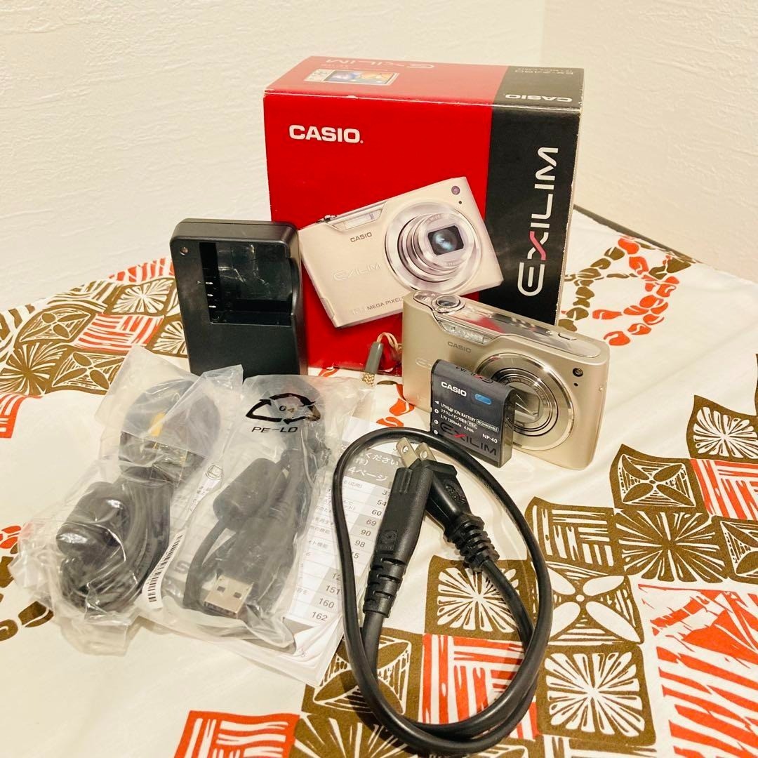 Used] CASIO EXILIM EX-Z450 Compact Digital Camera 12.1MP gold