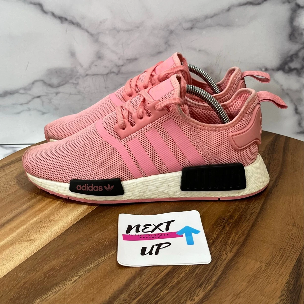 Pink nmd kids sale