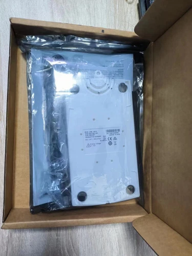 National Instruments NI USB-6215 Data Acquisition Card 779677-01 - Picture 3 of 4