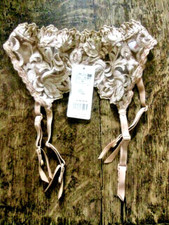 TRIUMPH "Cest Ca" (JAPAN) Suspender Belt with Gorgeous Lace Waist NWT Costs £40