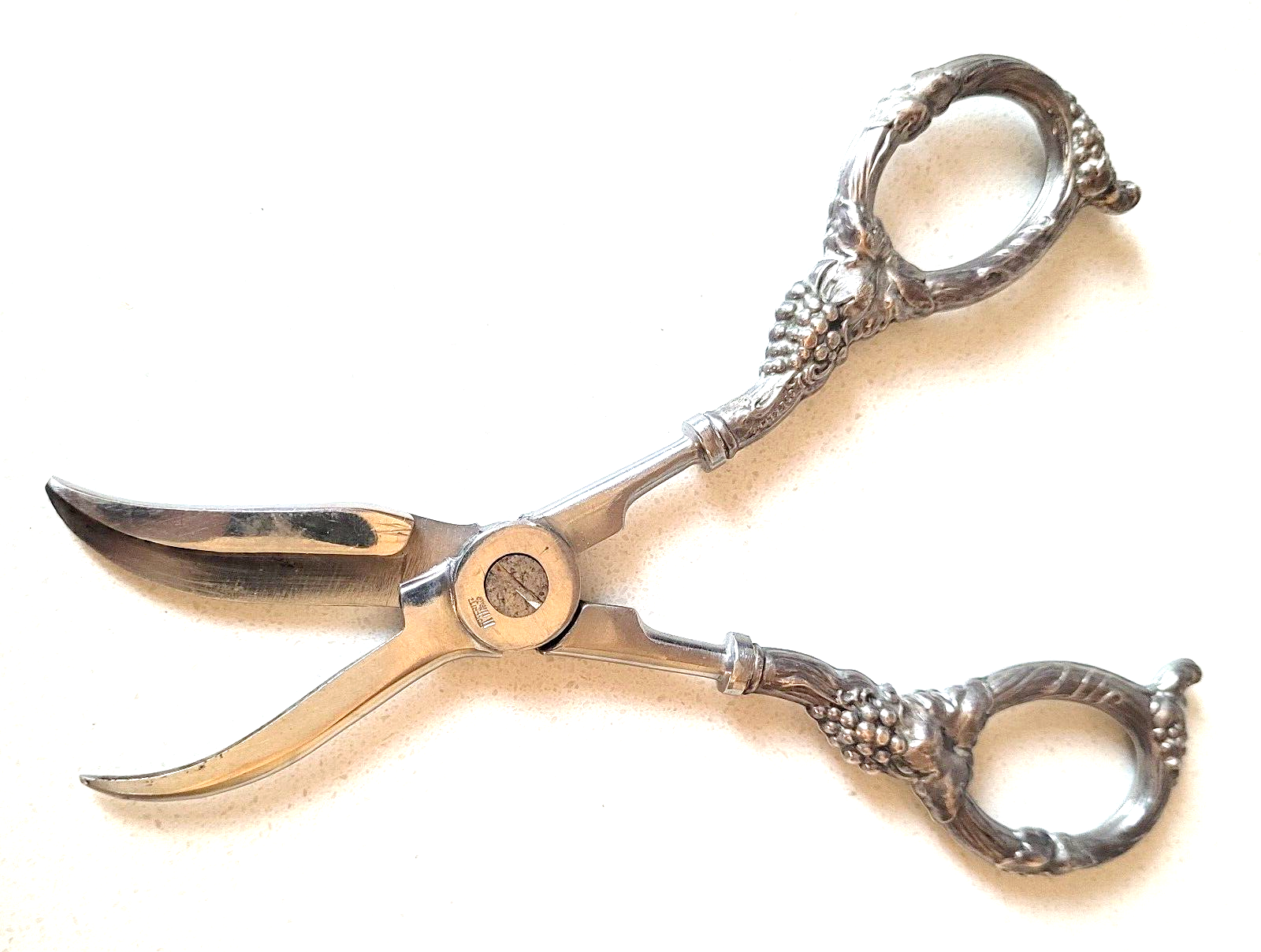 Hoffritz N.Y. Sterling Silver Scissors / Shears ster Grape Pattern
