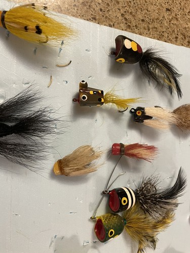 Vintage Assorted Fly Fishing Lures GREAT ASSORTMENT!! - Picture 2 of 12