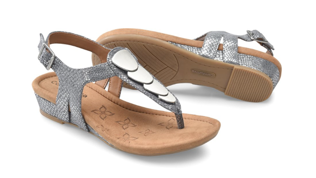 Comfortiva Summit (pewter Shell Suede) Sandals - Lyst