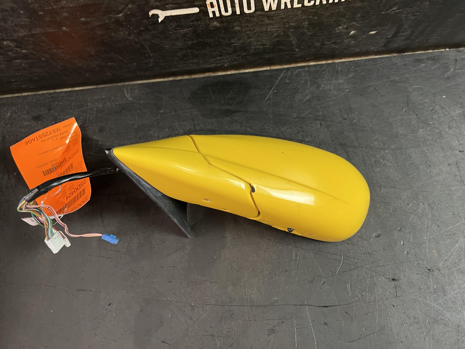 02-06 MASERATI SPYDER DRIVER LEFT LH SIDE DOOR MIRROR YELLOW GIALLO 231246