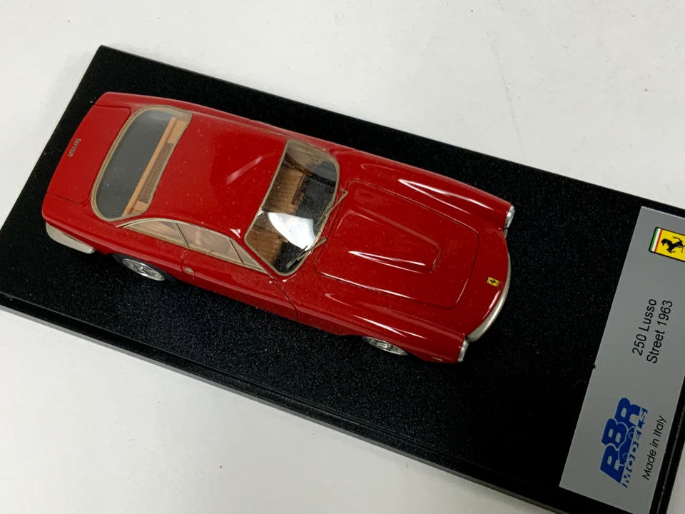 Ferrari 250 Lusso 1/43 BBR de 1963 en rojo Rosso Corsa BG71A. TA012 Foto 2 de 4