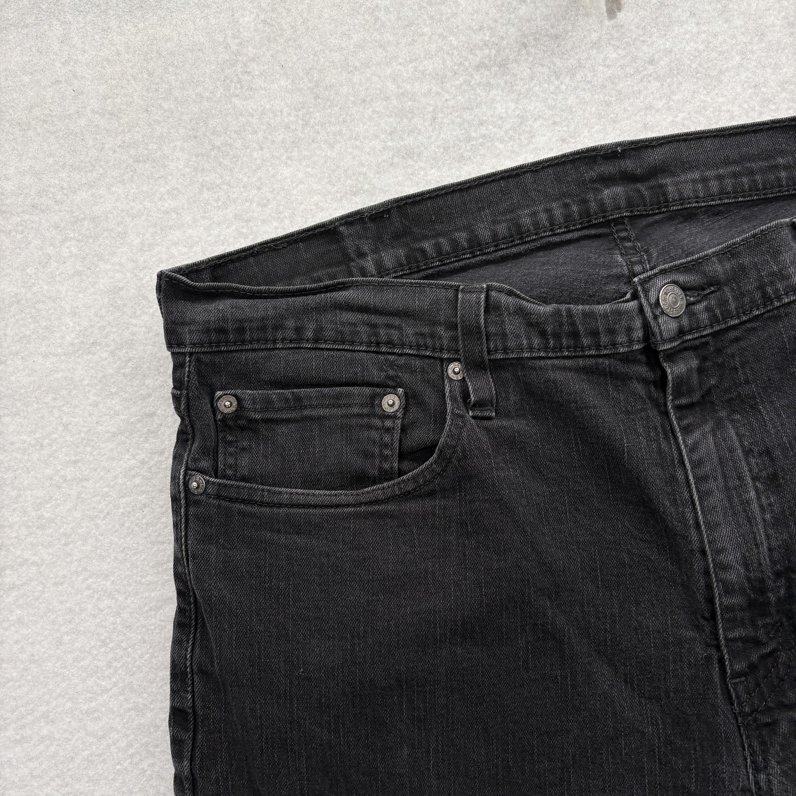 Levis 559 Relaxed Straight Jeans Mens 38x34 Black Dark Wash Stretch Denim Pants thumbnail 3
