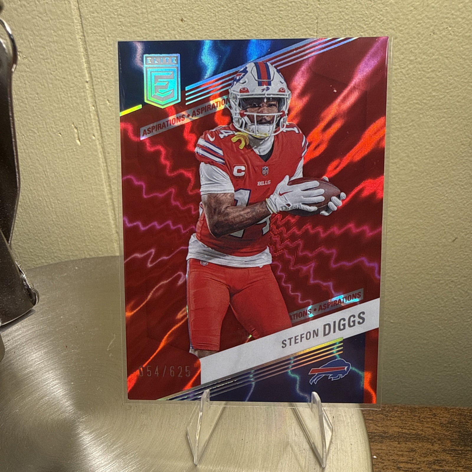 2023 Panini Donruss Elite - Stefon Diggs #90 Aspirations Shimmer /625