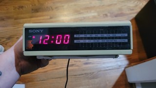 Sony Dream Machine AM FM Digital Clock Radio Tan Model ICF C2W Vintage Works
