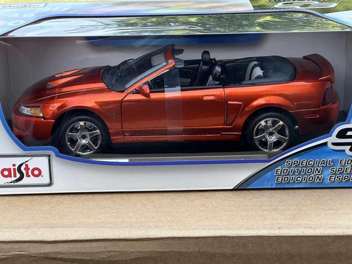Ford SVT Mustang Cobra Convertible 1/18 Maisto Premium Special