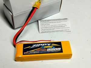 zippy rc car