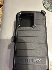OtterBox Defender Series Pro Case With Holster for iPhone 14 Pro 6.1" - Black