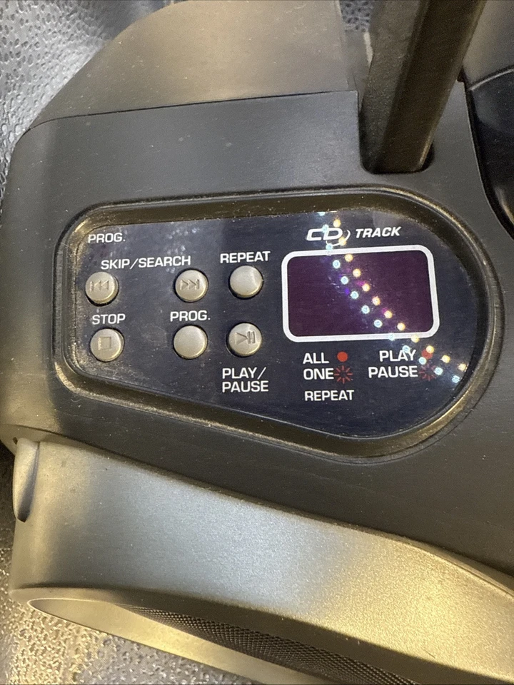 Audiovox modelo CD 1896 CD toca-fitas cassete rádio AM/FM cabo faltando - Imagem 3 de 4