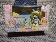  10803 NIB Vintage Kidsview Tea Bunnies Tea Bunny  Me Tea Party Iris Bouquet
