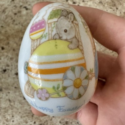 VTG Hallmark 2.5  Ceramic Easter Egg Animals In Baskets Happy Spring Saying 1983