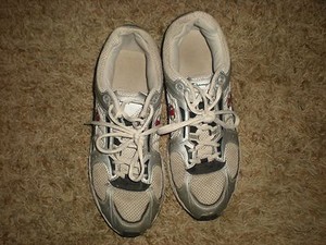 champion ladies tennis shoes