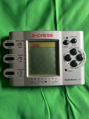 Radio Shack E-Chess Handheld Electronic Game Vintage Works