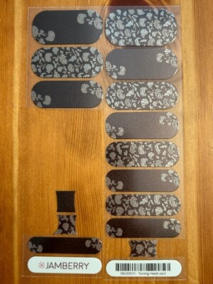 Jamberry Nail Wraps - *Turning Heads* - Metallic - Half Sheet +