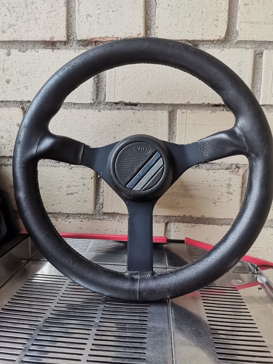 Classic HELLA MOMO TYP C36/1 KBA70071 leather steering wheel with