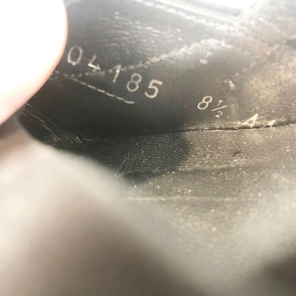 Stuart Weitzman Slingback Leather Pump Heels Womens 8.5 AA Black Peep Toe Buckle - Image 4 of 4