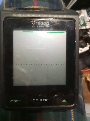 Oregon Scientific EMR801 Solar Powered Wireless Thermometer W/Ice Alert ONLY