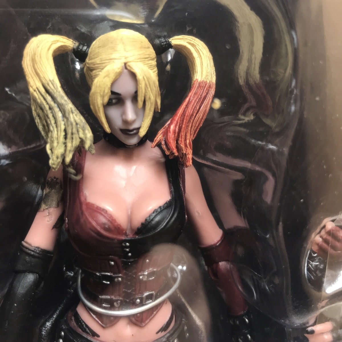 NECA BATMAN ARKHAM CITY 7インチHARLEY QUINN Harley Quinn 7