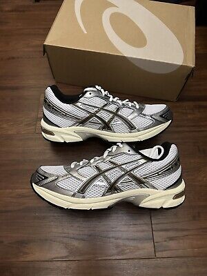 ASICS Gel-1130 Men's White Clay Canyon 1201A256-113 Sizes 8 ASICS Gel-1130 Men's White Clay Canyon 1201A256-113 Sizes 8