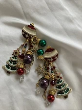 Lunch at the Ritz  Vintage Deck the Halls Christmas Earrings Estate Jewelry