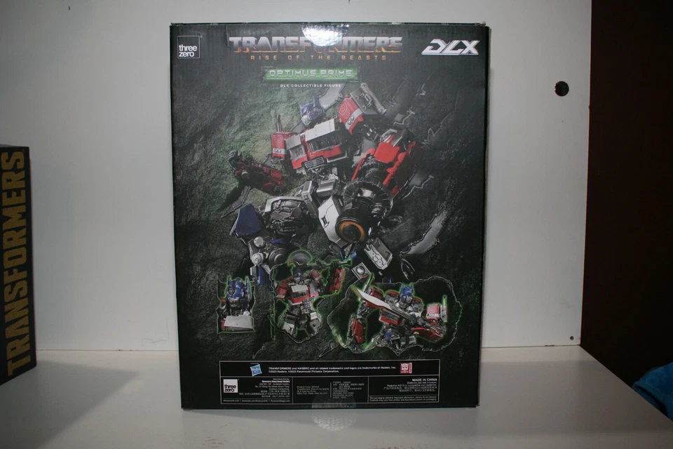 ThreeZero Transformers: Rise of the Beasts DLX Optimus Prime Collectible Series - Image 3 of 4