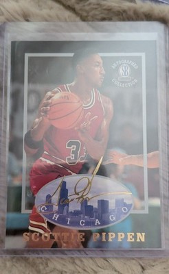1997-98 Score Board Autographed Collection - Scottie Pippen #7 Strongbox