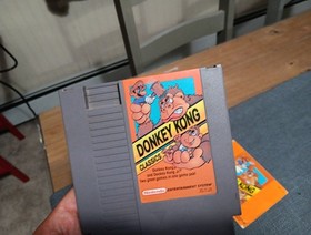 VINTAGE DONKEY KONG CLASSICS 1988 NINTENDO NES WITH MANUAL GAME WORKS
