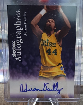 Upper Deck 2011-12 Fleer Retro Adrian Dantley Notre Dame Autograph 99AU-AD