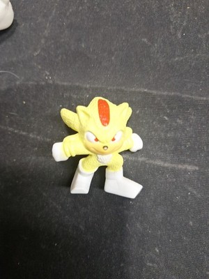 RARE McDonald's 2024 Super Shadow Sonic (Yellow, White Boots) 2'' Toy SH10
