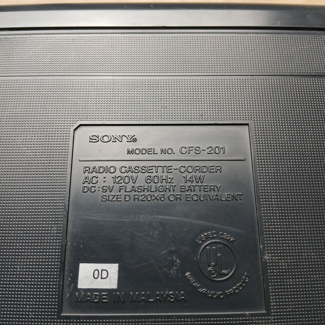 Sony CFS-201 Boombox AM/FM Cassette Radio Black Antennae Plug In Battery Powered