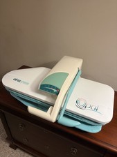 Elnapress Opal Professional Finish Swiss Ironing/Presser in Very Good Condition