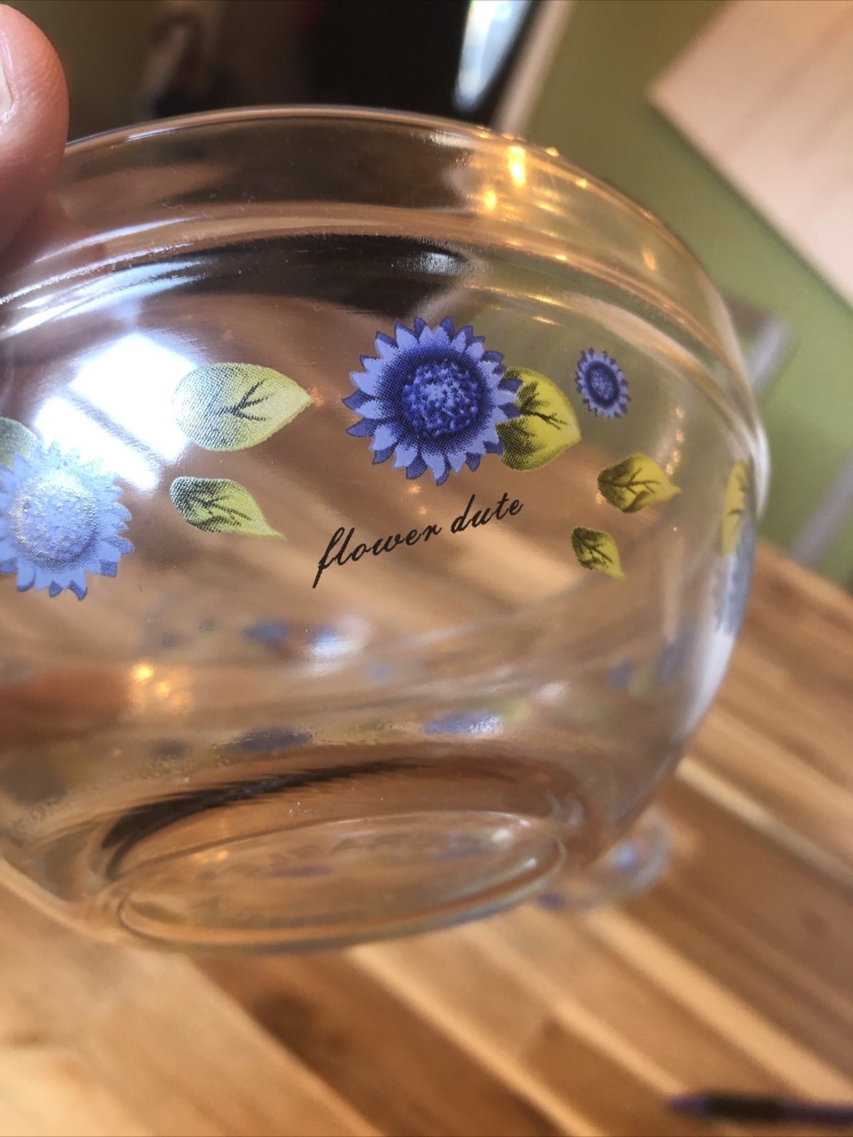 Vintage Durable Heat Resistant 4 Nested Glass Bowls Flower Dute  