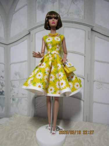 Poppy Parker Dynamite Girl Barbie Basic OOAK Handmade Outfit Dress Purse Jewelry - Picture 3 of 8