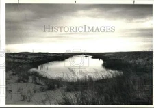 1986 Press Photo Dunes and Water, North Manitou Island on northern Lake Michigan