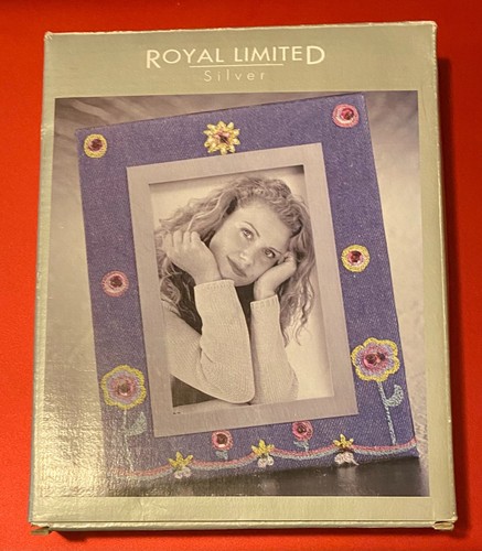 Royal Limited Silver Embroiodered Denium Frame 3x5 Photo - Picture 4 of 4