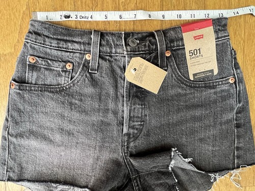 NUEVO* LEVIS 501 Mujer Negro Corte Jean Pantalones Cortos Botón Mosca Dobladillo Deshilachado ~ Talla 25 - Imagen 10 de 12