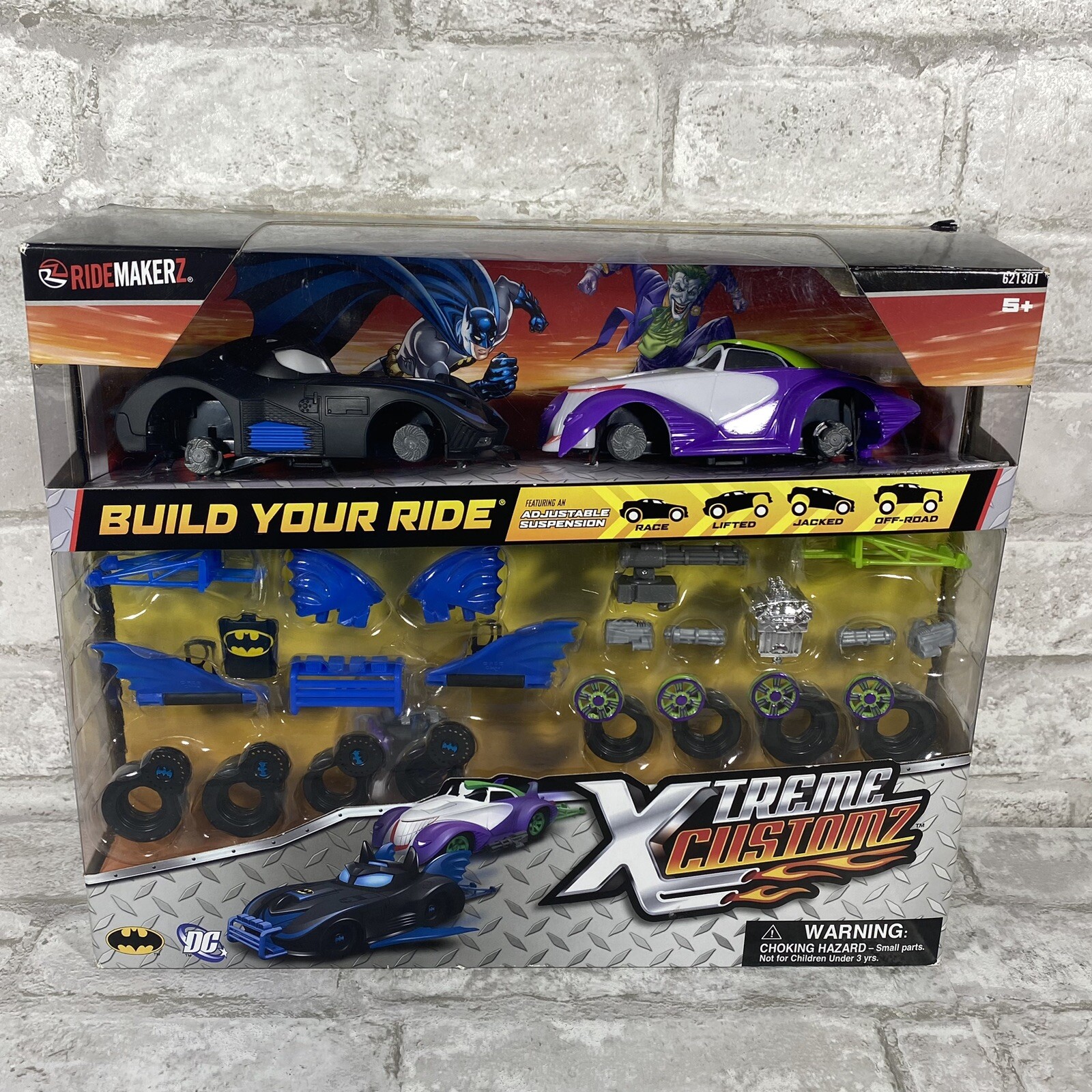 Ridemakerz Xtreme Customz Batman And Joker DC Special Edition Batmobile